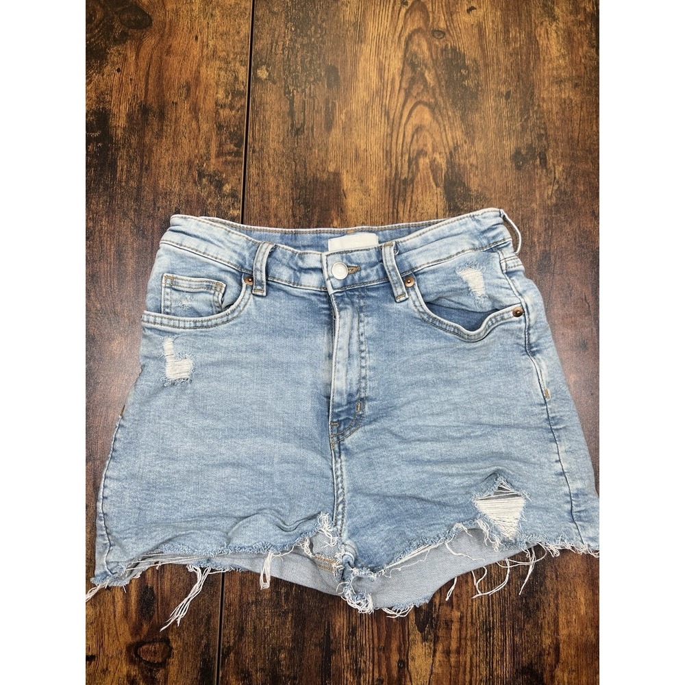 H&M Denim Womens Sz 6 Distressed 90s Boyfriend Jean Shorts Low Waist - Picture 1 of 9